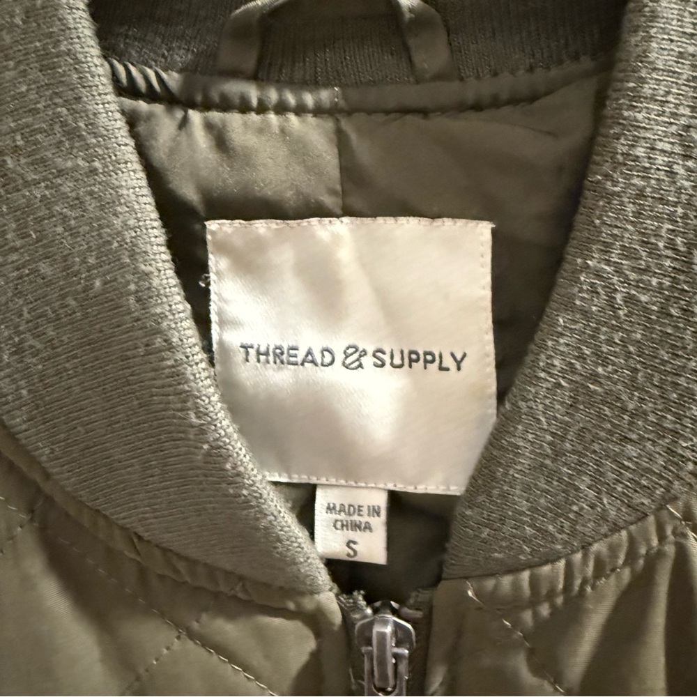 Thread & Supply Olive Green Quilted Bomber Jacket - Size Small - Picture 3 of 5